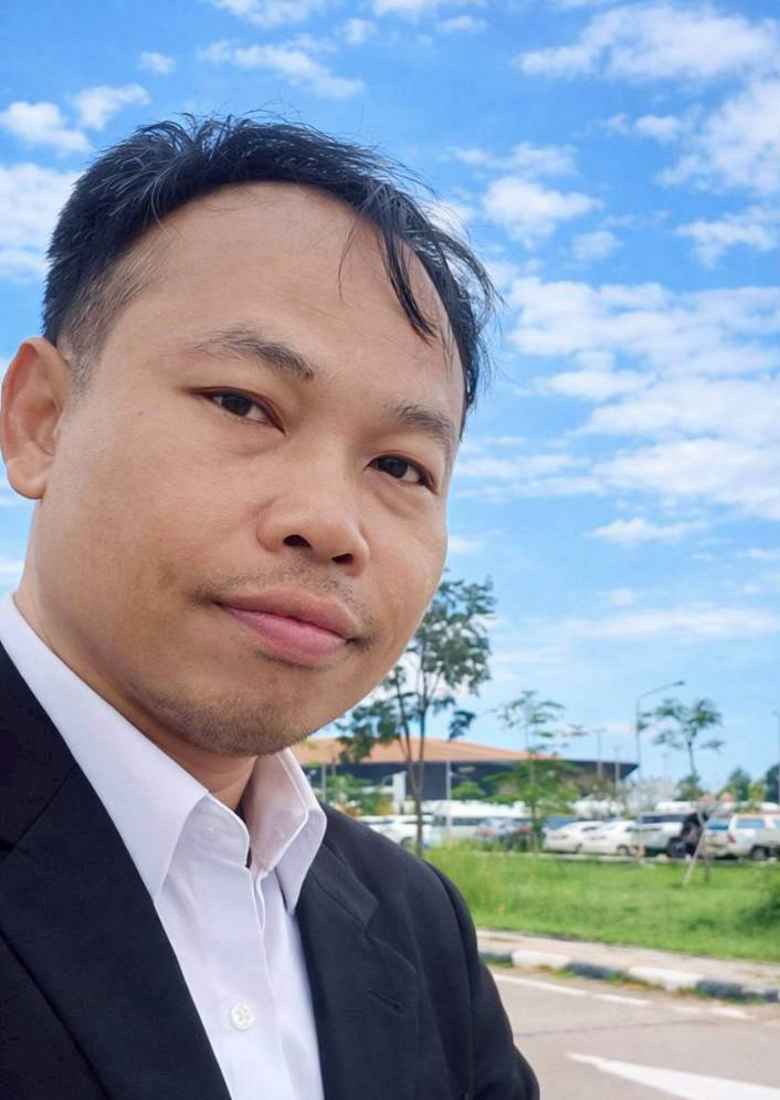 นายตระการ กาสีใส