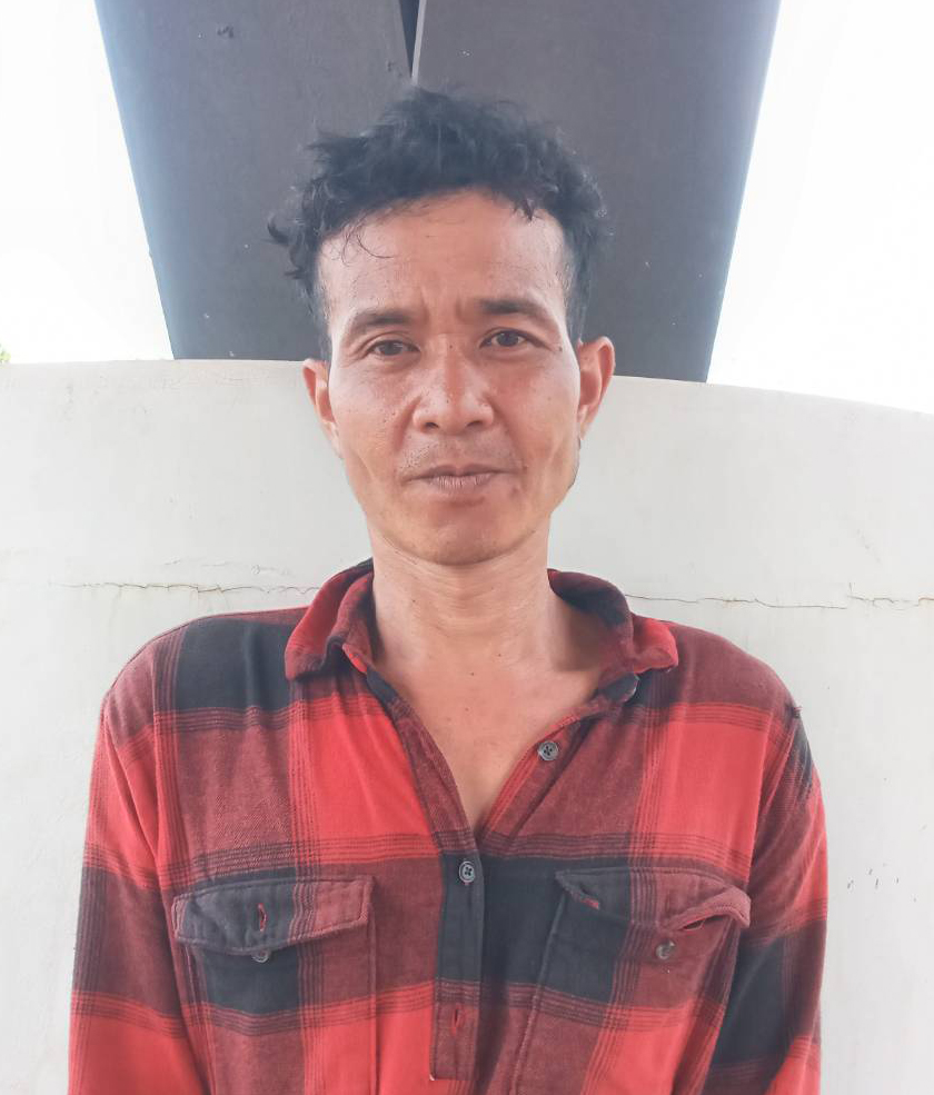 นายนิวัฒน์ สัตตะพันธ์