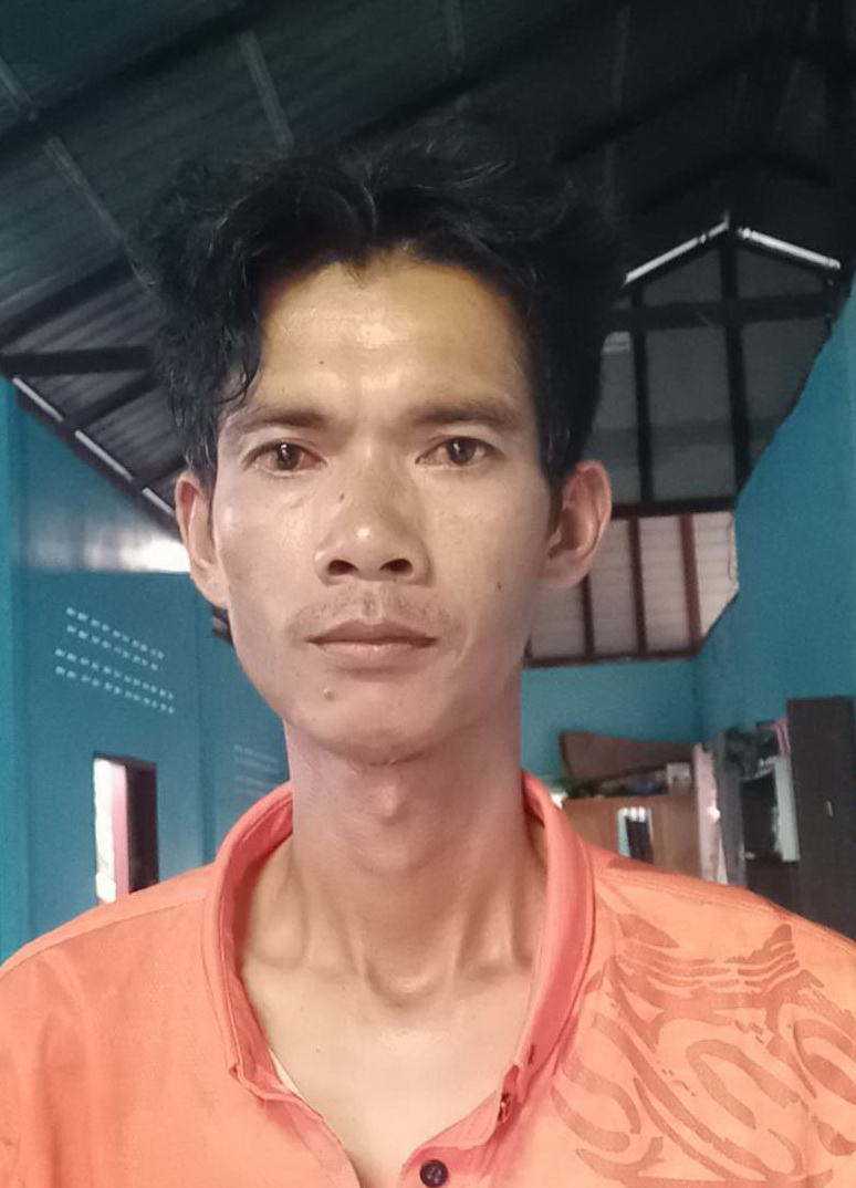 นายพีรพันธ์ อ่อนบุญ