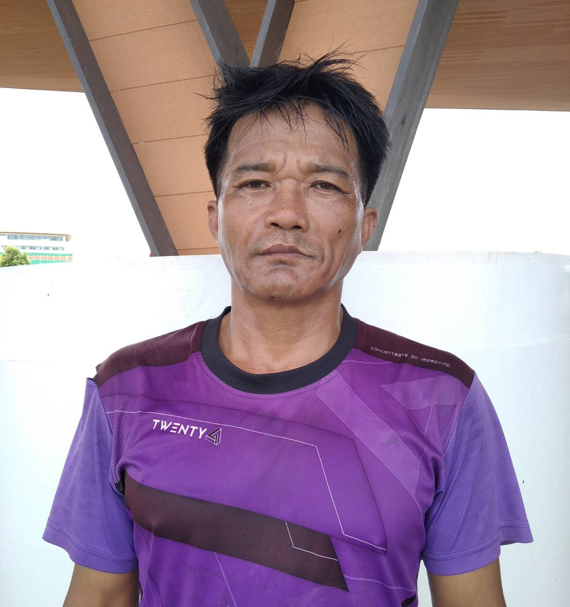 นายลักษณ์ พากุล