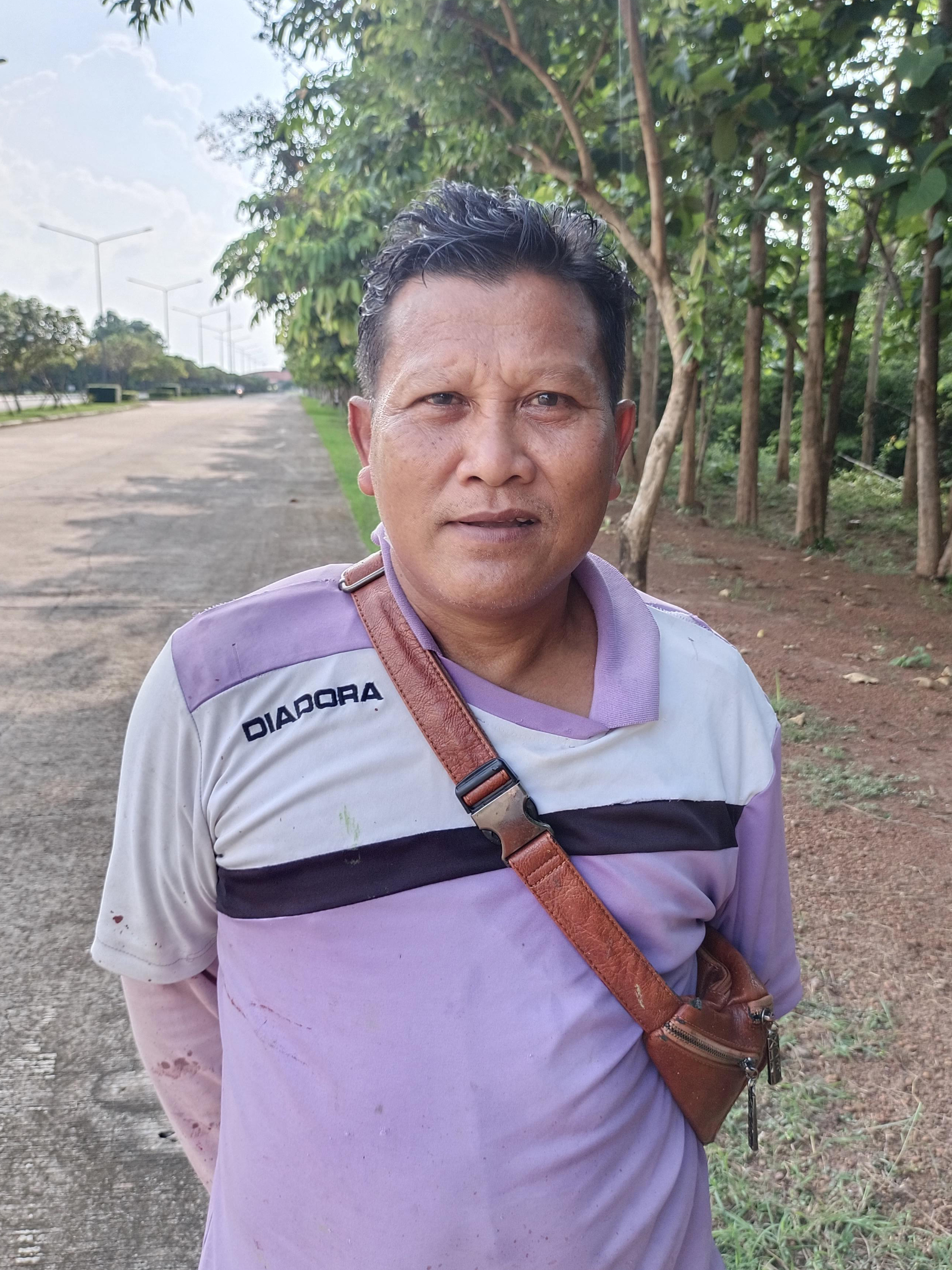 นายสุขพน บุญทน